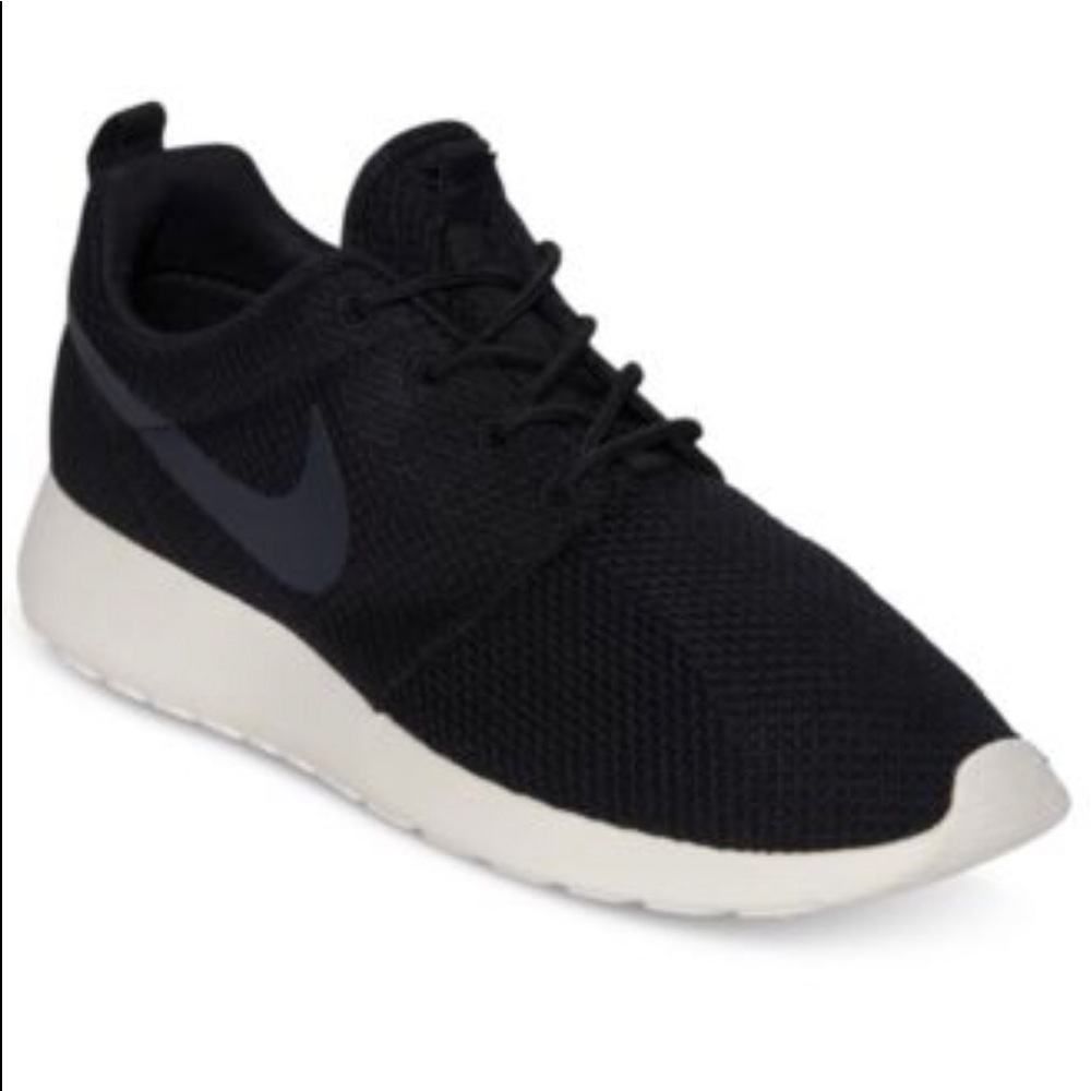 Nike Rosherun💋SOLD💋